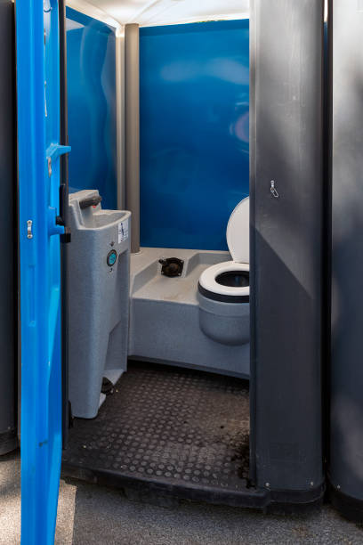 Best Sanitation services for porta potties  in Georgetown, CT